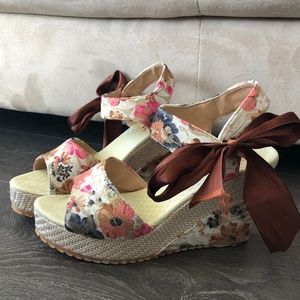 Women's Wedge Sandals